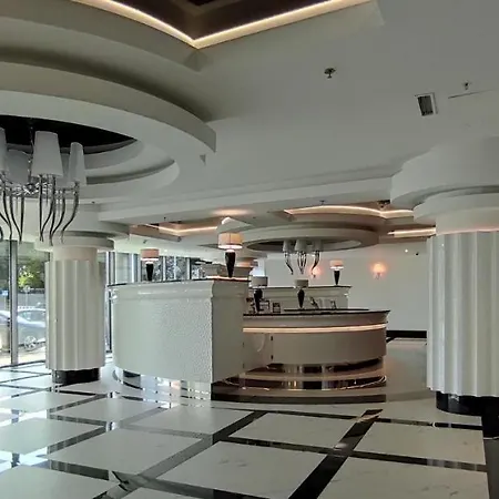 아파트 Hanza Tower - Scandia Apartment, 16 Floor, Sunset View *