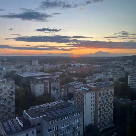 아파트 Hanza Tower - Scandia Apartment, 16 Floor, Sunset View 슈체친