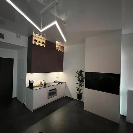 Hanza Tower - Scandia Apartment, 16 Floor, Sunset View 아파트