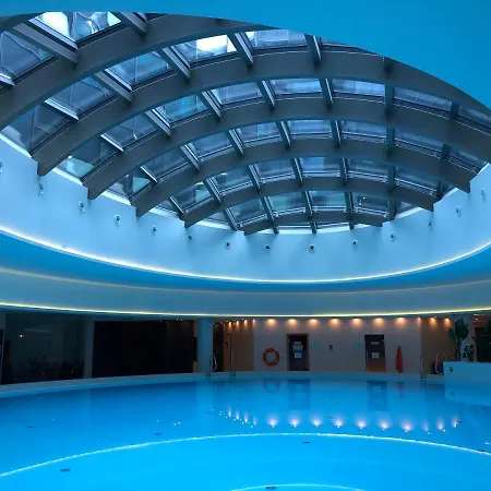 Hanza Tower - Scandia Apartment, 16 Floor, Sunset View Апартаменты