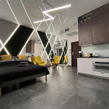 아파트 Hanza Tower - Scandia Apartment, 16 Floor, Sunset View *