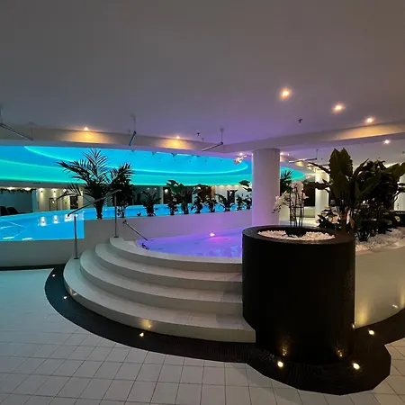 Apartment Hanza Tower - Scandia Apartment, 16 Floor, Sunset View *