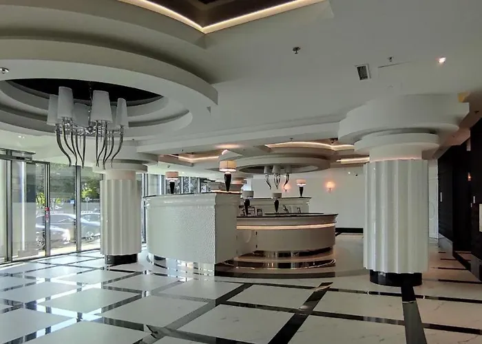 아파트 Hanza Tower - Scandia Apartment, 16 Floor, Sunset View *