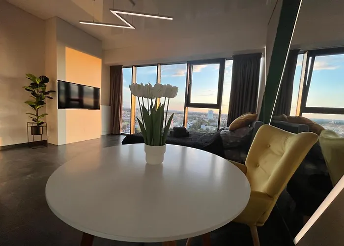 Hanza Tower - Scandia Apartment, 16 Floor, Sunset View 아파트