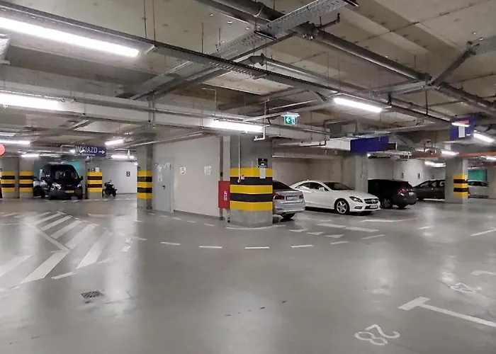 아파트 Hanza Tower - Scandia Apartment, 16 Floor, Sunset View *