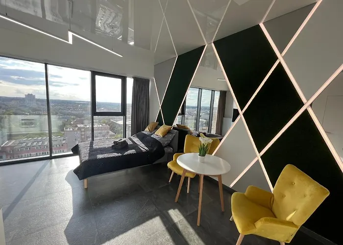 Hanza Tower - Scandia Apartment, 16 Floor, Sunset View 아파트 *